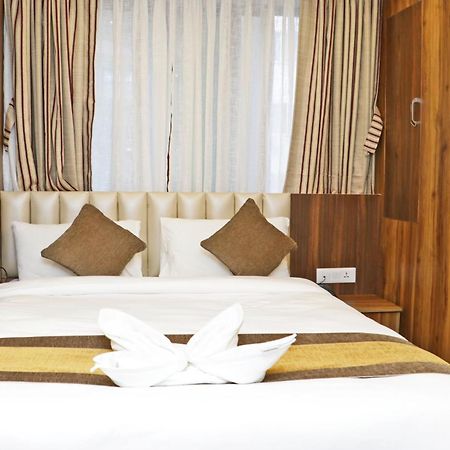 Hotel Airport Gurkha Kathmandu Bagian luar foto