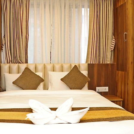 Hotel Airport Gurkha Kathmandu Bagian luar foto