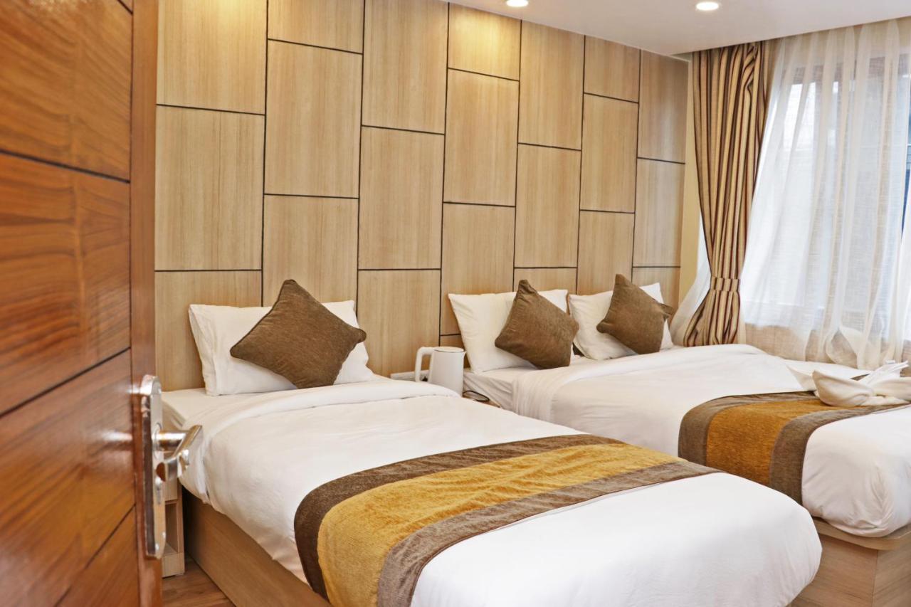 Hotel Airport Gurkha Kathmandu Bagian luar foto