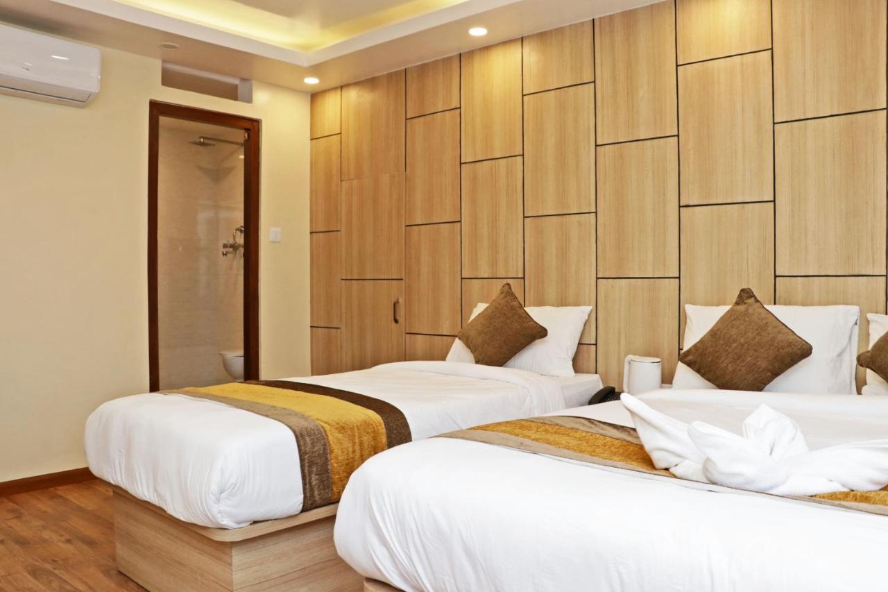 Hotel Airport Gurkha Kathmandu Bagian luar foto